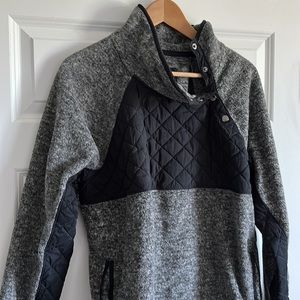 Abercrombie and Fitch Quilted Fleece Pullover Top Snap Neck Sweatshirt